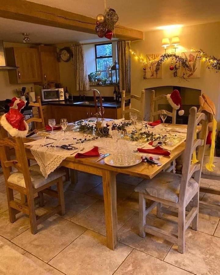 Dove Cottage Bisley  エクステリア 写真