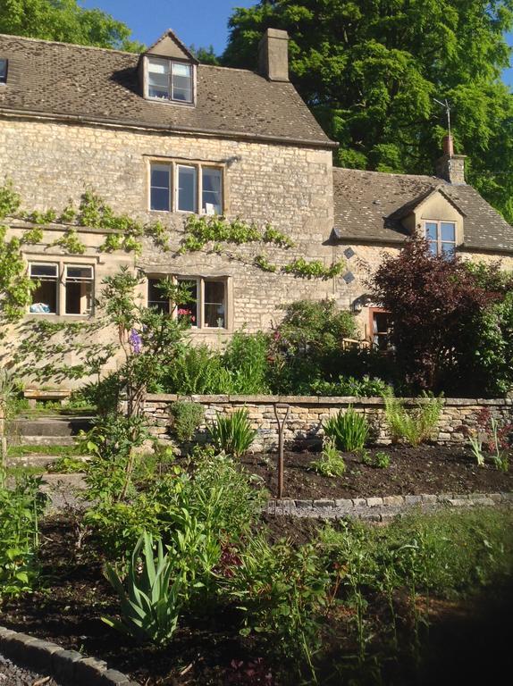 Dove Cottage Bisley  エクステリア 写真