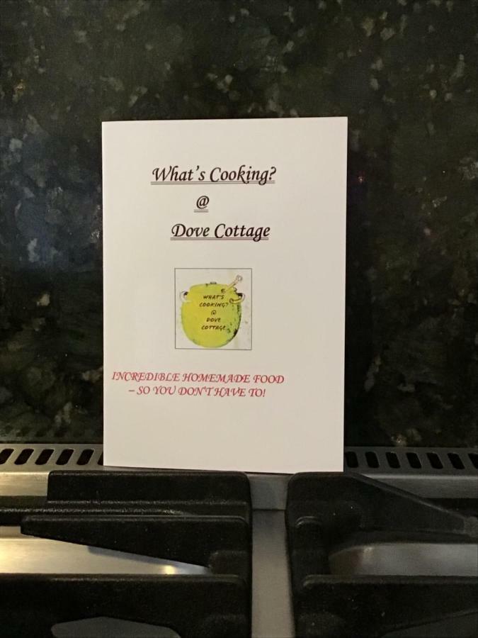 Dove Cottage Bisley  エクステリア 写真