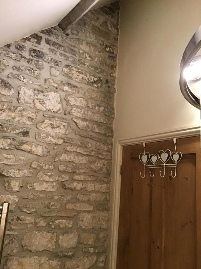 Dove Cottage Bisley  エクステリア 写真