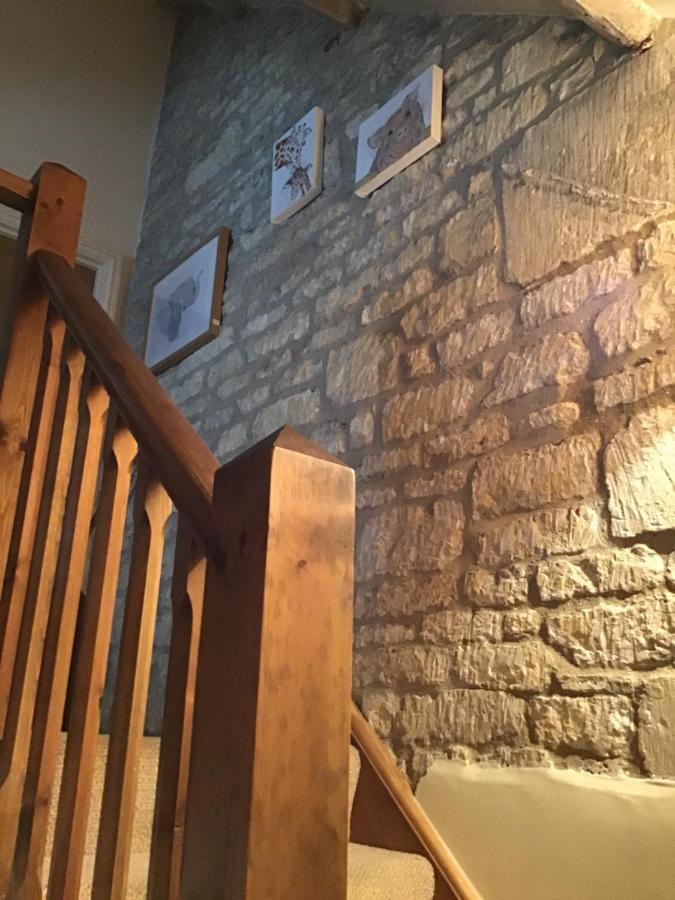 Dove Cottage Bisley  エクステリア 写真
